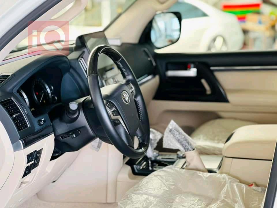 تويوتا لاندكروزر
